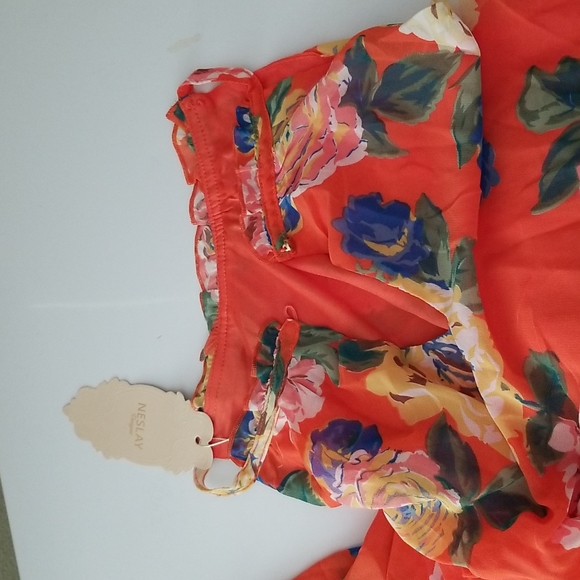 Sleeveless Dress - Picture 5 of 10